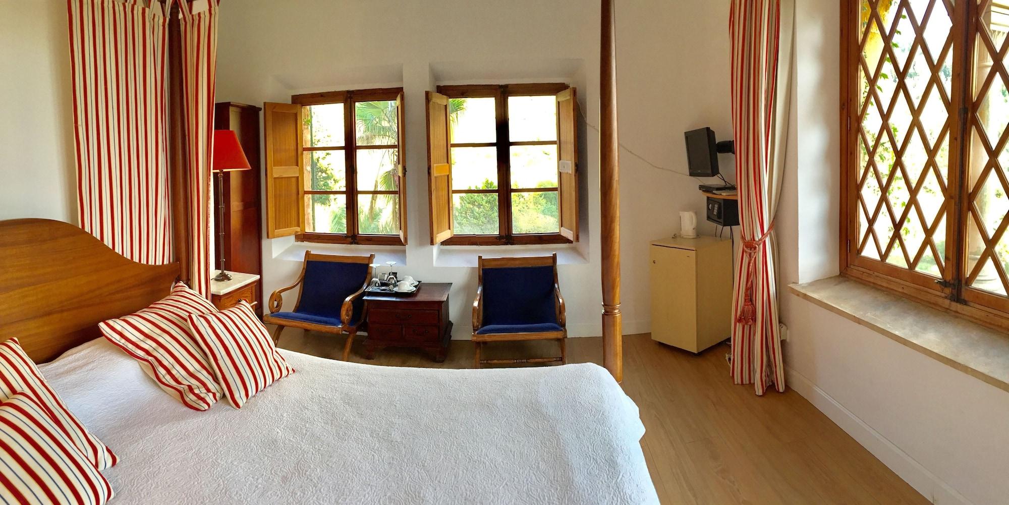 Son Pont Farm stay *
